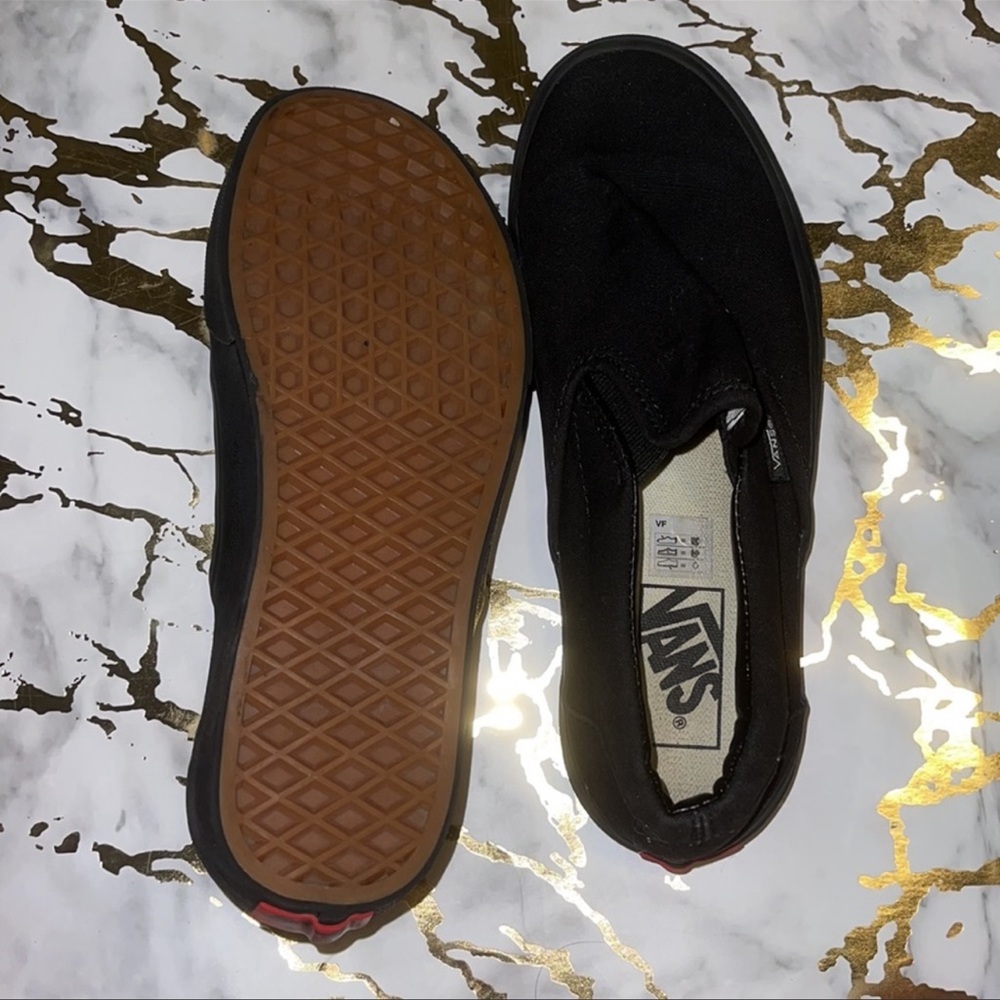 Black Vans